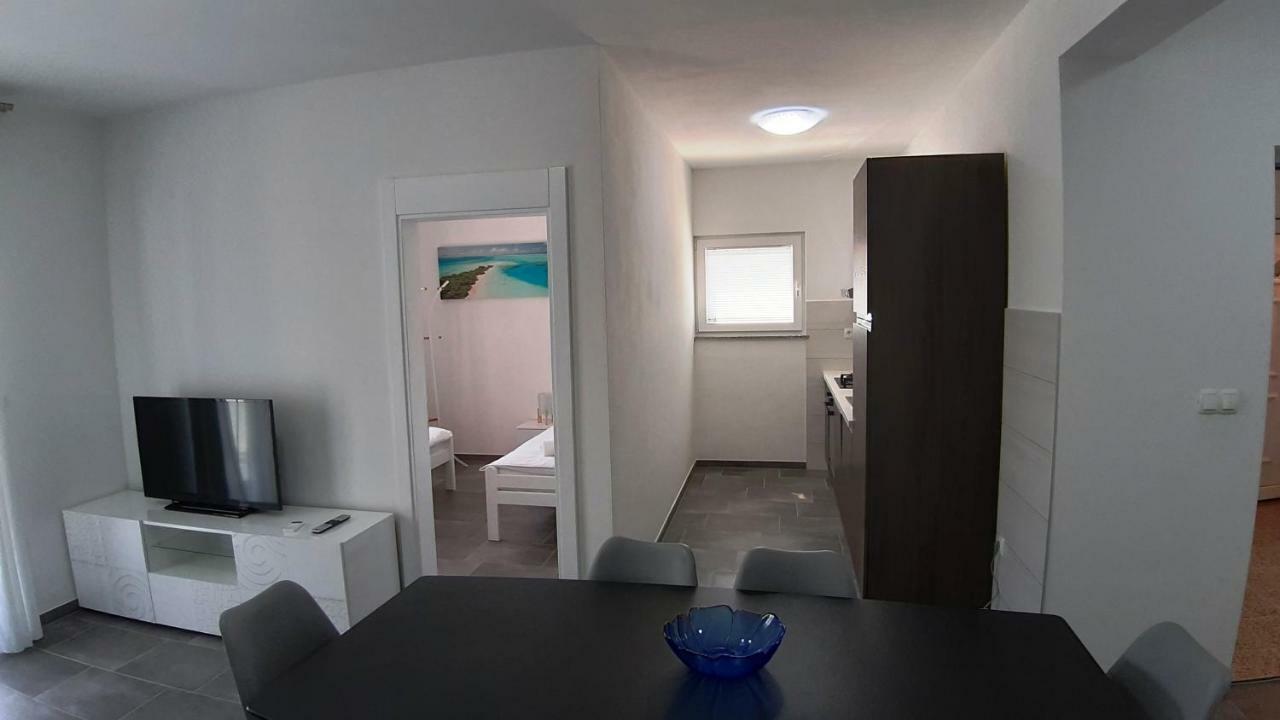 Ferienwohnung Relax Starigrad Paklenica Exterior foto