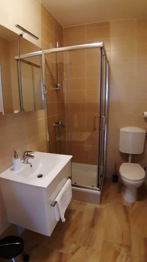 Ferienwohnung Relax Starigrad Paklenica Exterior foto