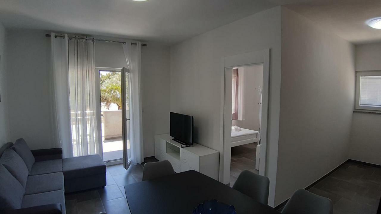 Ferienwohnung Relax Starigrad Paklenica Exterior foto
