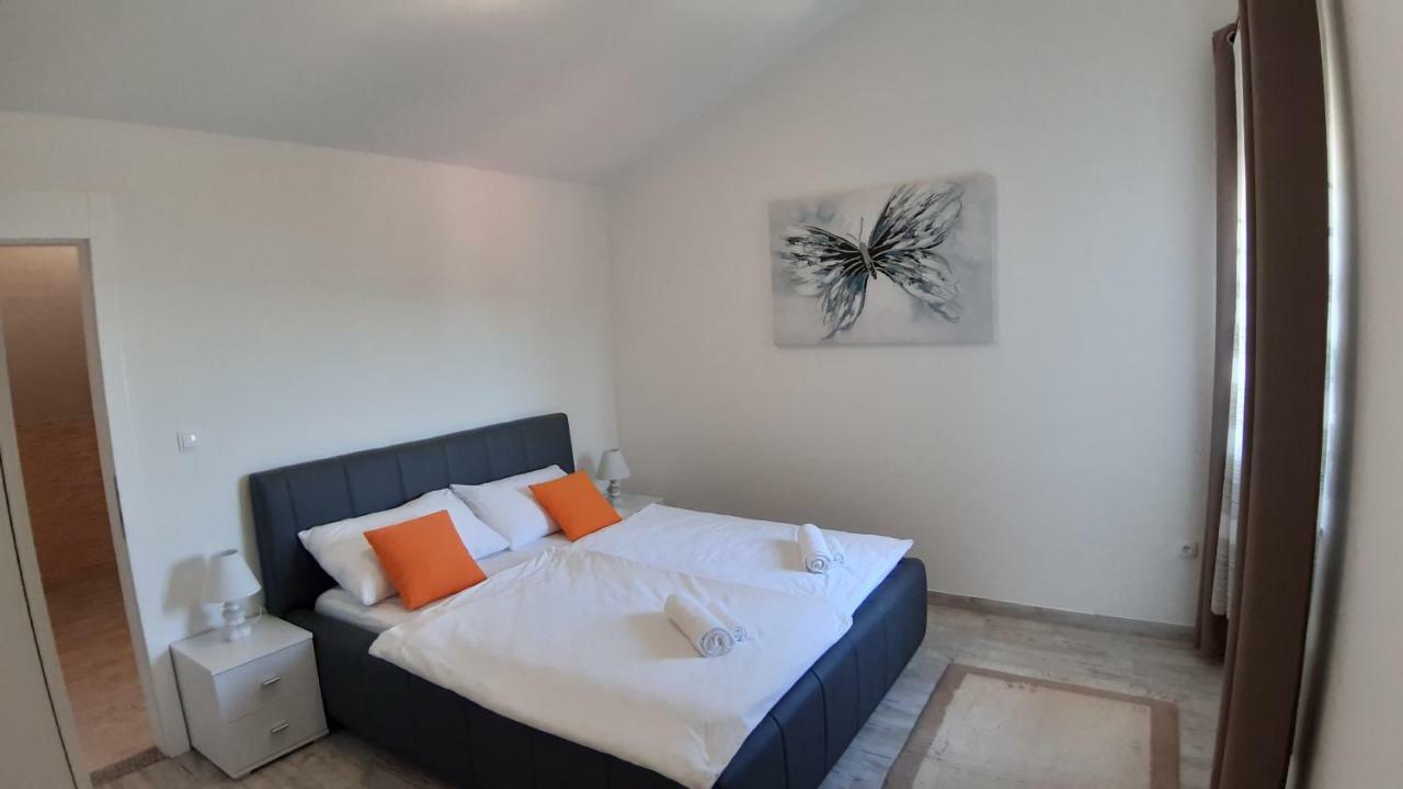 Ferienwohnung Relax Starigrad Paklenica Exterior foto